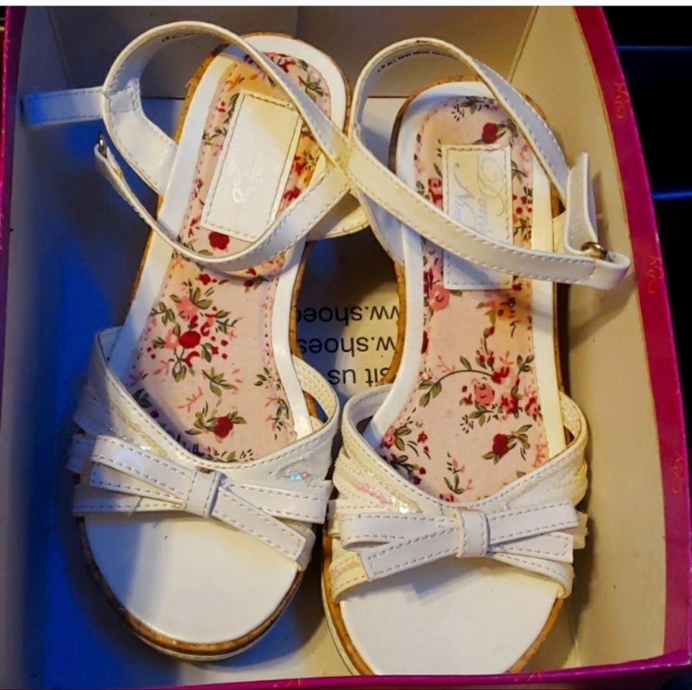 Dominique Nicole wedge sandals